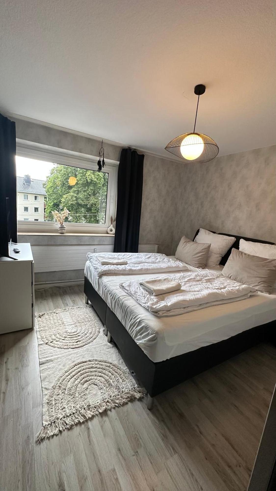 Fewo Am Deich 1 Zentral Mit Stadtblick Und Kontaktloser Check In Bremerhaven Buitenkant foto